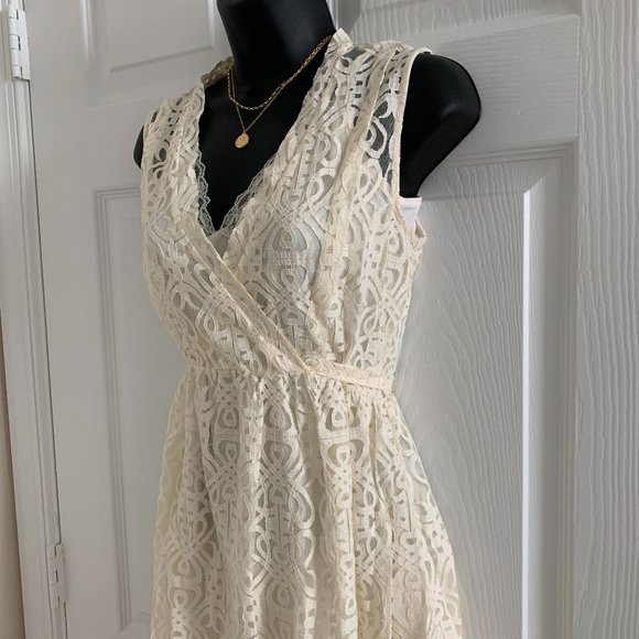 NWT American Rag Cie Women´s Ivory Dress, Size XS - Picture 4 of 16